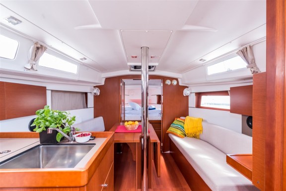 Image of Bela yacht #9