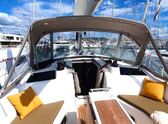 Image of Breeze yacht #5