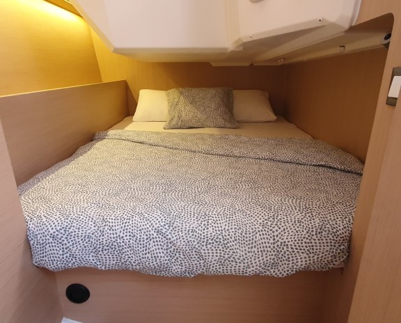 Image of Breeze yacht #17