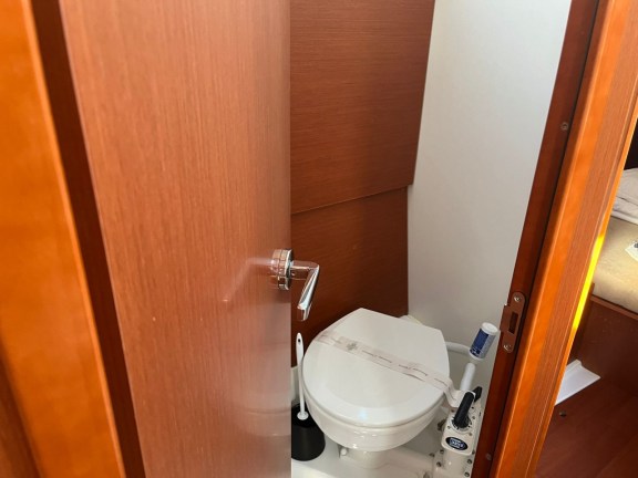 Image of Sailor Mercury yacht #13