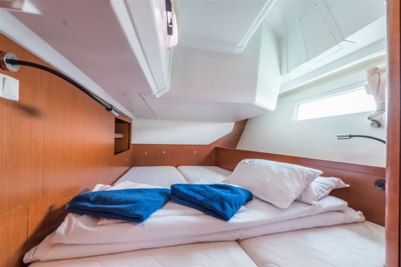 Image of Zoa yacht #27