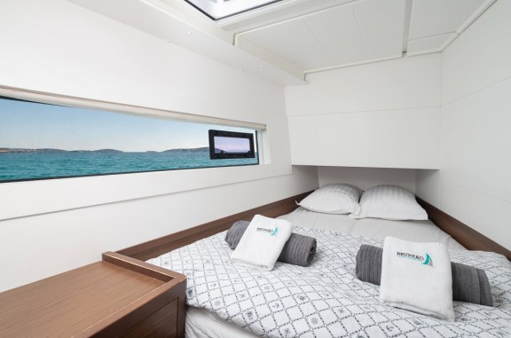 Image of Mignonne yacht #34