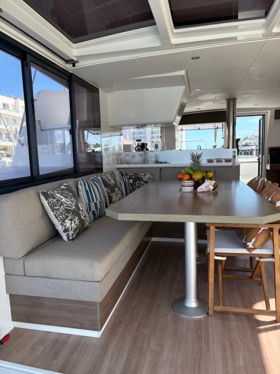 Image of Jackalope yacht #6