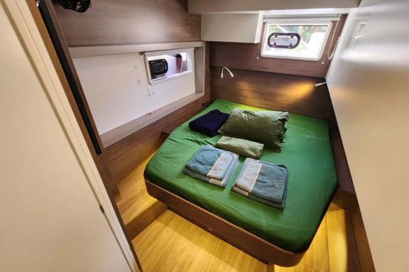 Image of Jackalope yacht #11