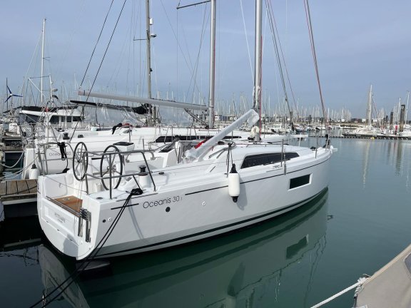 Image of Petite Marie yacht #3