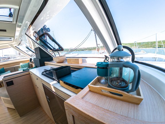 Image of Motus yacht #11