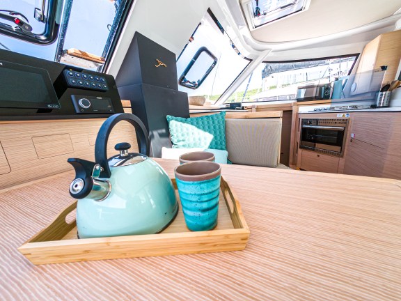 Image of Motus yacht #13