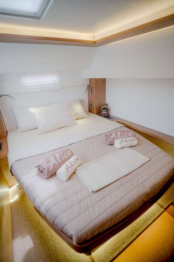 Image of Alice yacht #13