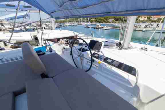 Image of No Limit II yacht #3