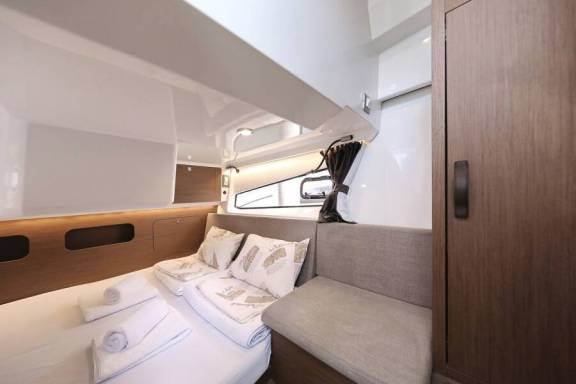 Image of No Name yacht #8