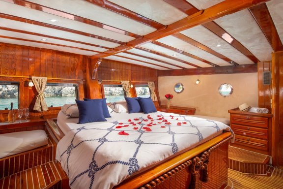 Image of Eleganza yacht #32