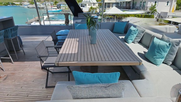 Image of Shades of Grey yacht #5