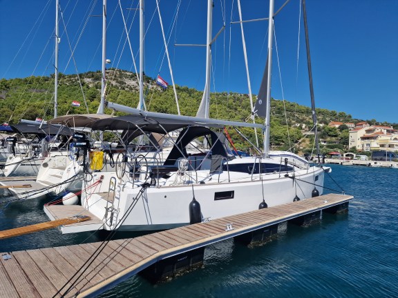 Image of Frodo yacht #3