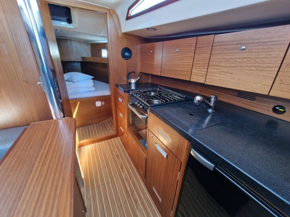 Image of Frodo yacht #8