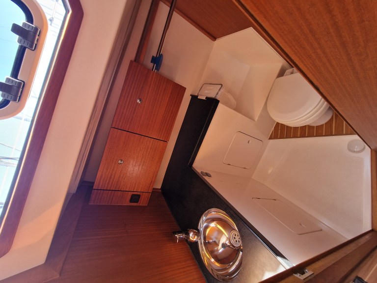 Image of Frodo yacht #13