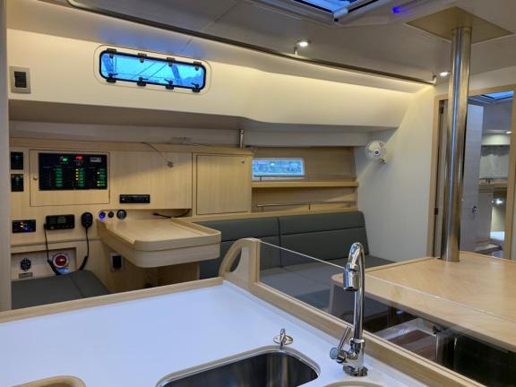 Image of Infinity II yacht #3