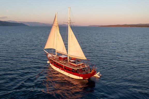Image of Romanca yacht #8
