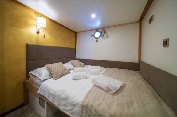 Image of Romanca yacht #25