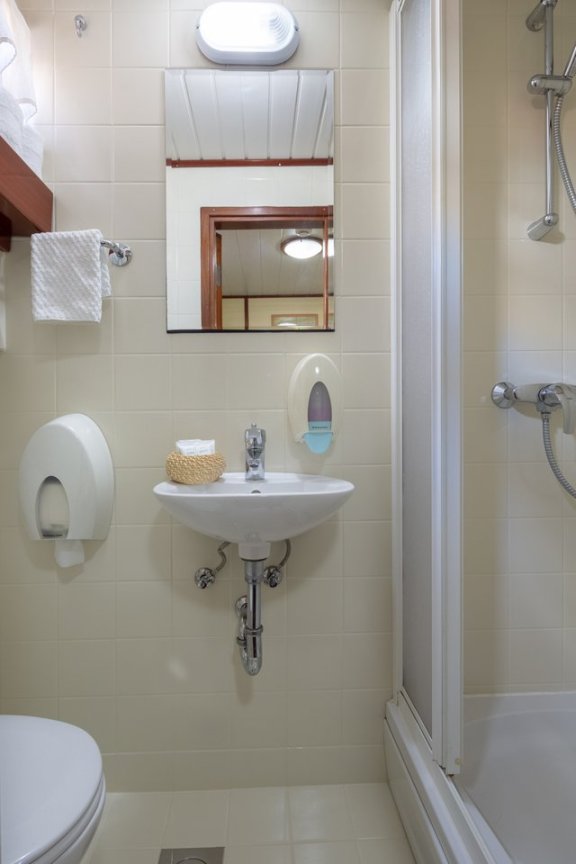 Image of Altair yacht #31