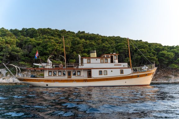 Image of Gallant yacht #4