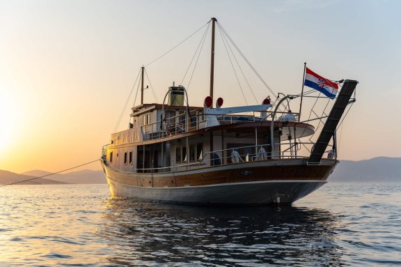 Image of Gallant yacht #7