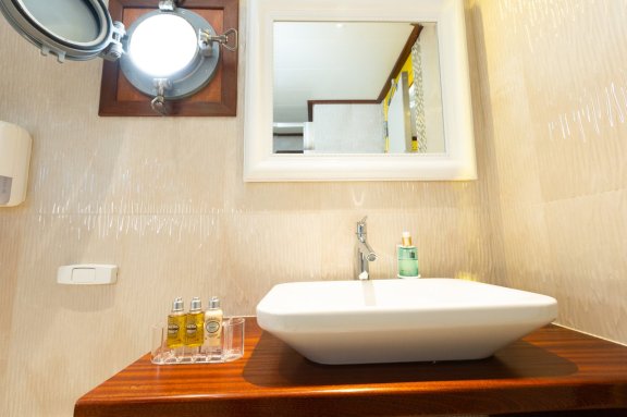 Image of Gallant yacht #33