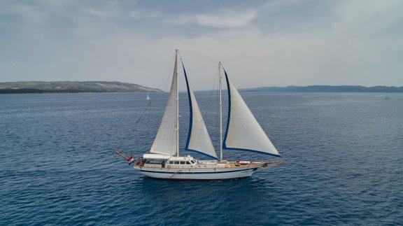 Image of Fortuna yacht #5