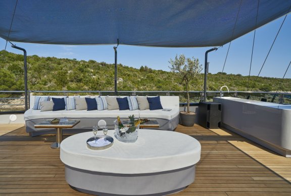 Image of Rara Avis yacht #12