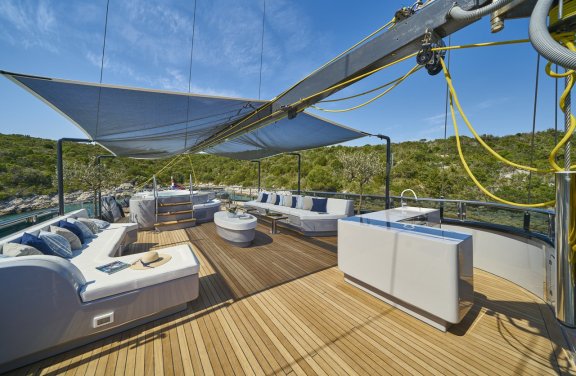 Image of Rara Avis yacht #14