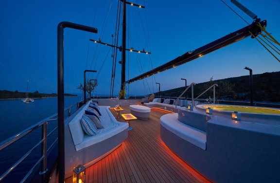 Image of Rara Avis yacht #20