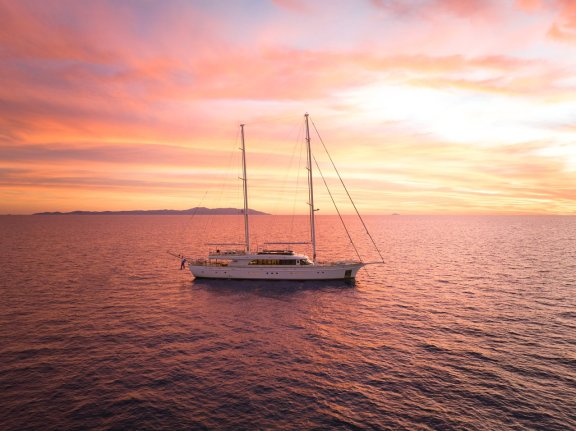 Image of Love Story yacht #5