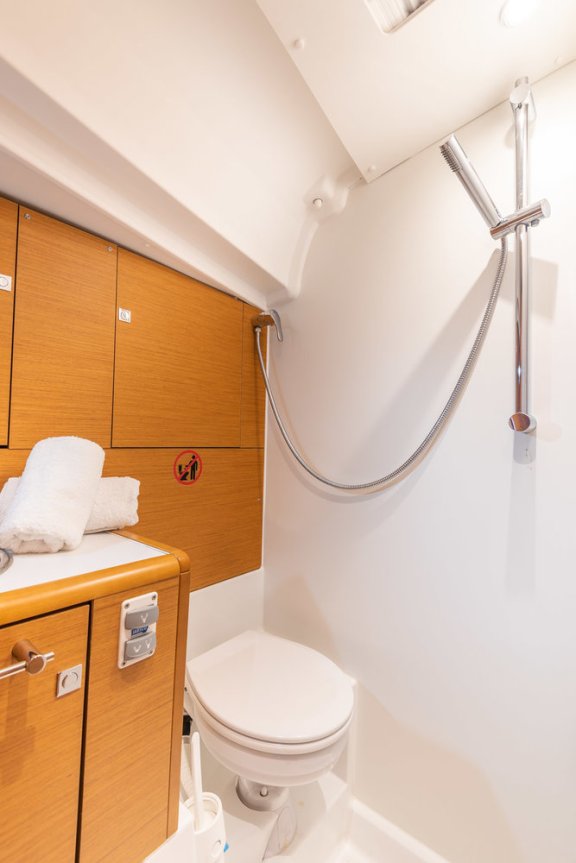 Image of Asante yacht #17