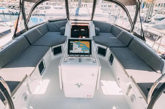 Image of El Yelmo yacht #8