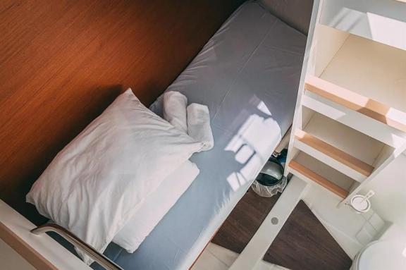 Image of El Yelmo yacht #13