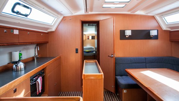 Image of Easy Point yacht #6