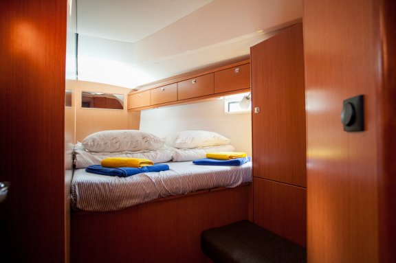 Image of Easy Point yacht #10