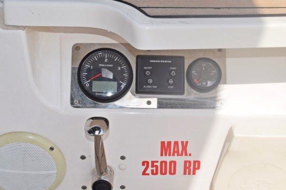 Image of Podkamenica yacht #8