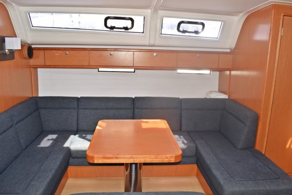 Image of Podkamenica yacht #13