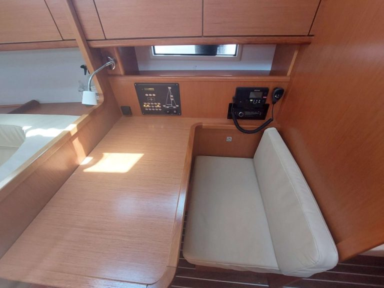 Image of Nafsika yacht #4