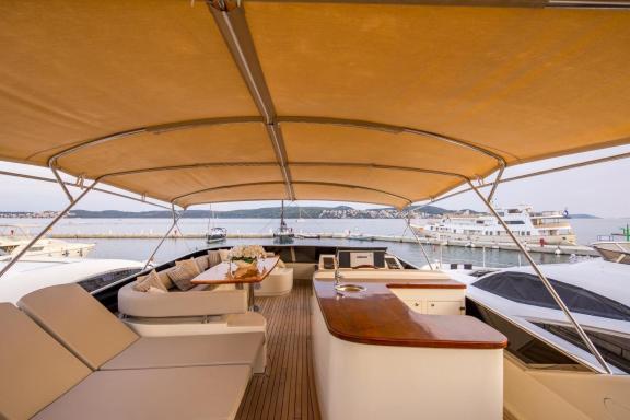 Image of Lady Lona yacht #9