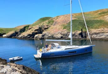 Image of Family Spirit yacht #5