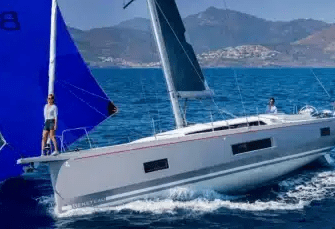 Image of Family Spirit yacht #6