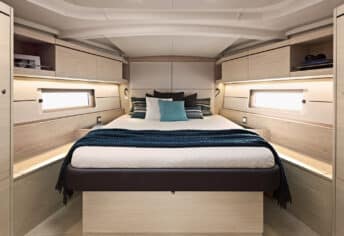 Image of Family Spirit yacht #9