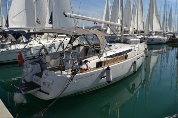 Image of Libera yacht #10