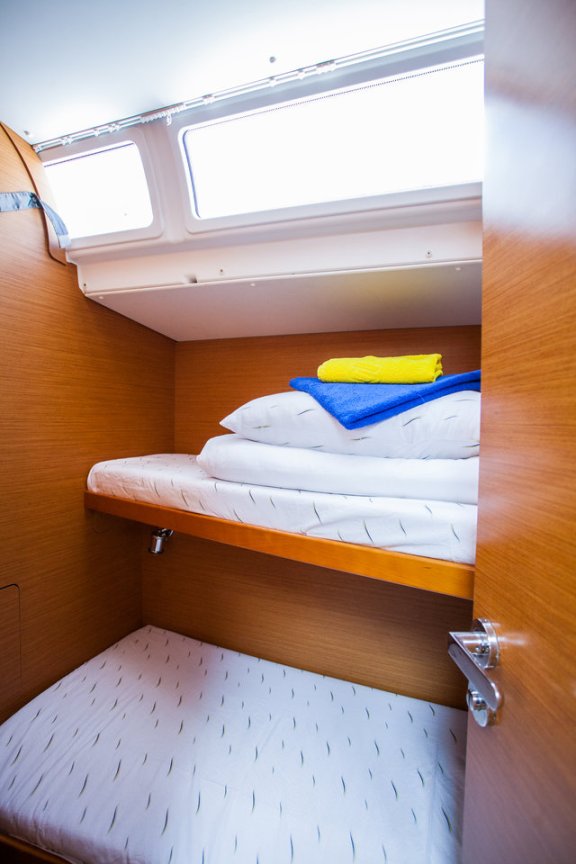 Image of Rock Point yacht #11