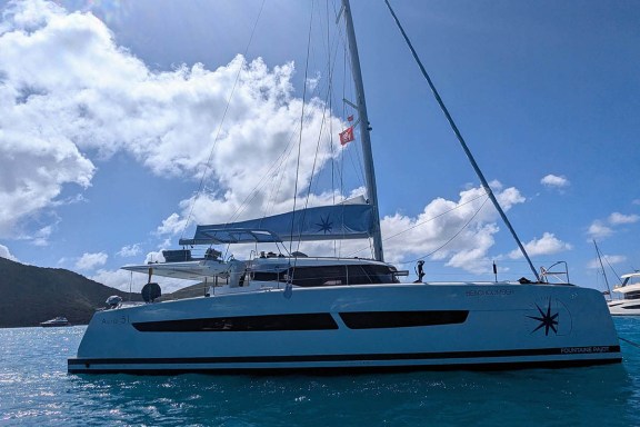 Image of V Circle yacht #3