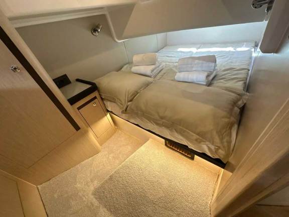 Image of Focus 36 yacht #20