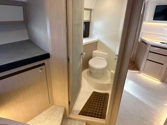 Image of Focus 36 yacht #21