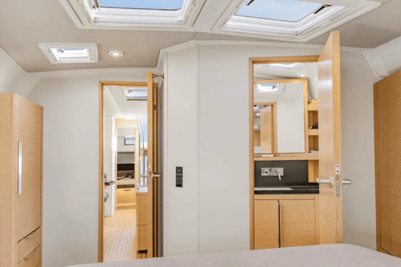 Image of Okeanida yacht #16