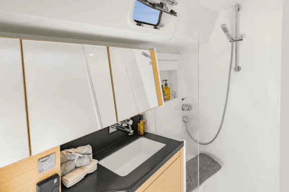 Image of Okeanida yacht #35